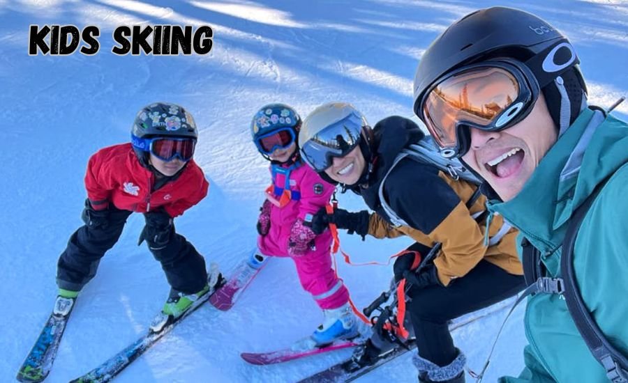 kids skiing